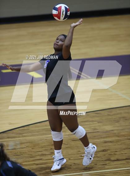 Thumbnail 3 in Pflugerville @ Liberty Hill photogallery.