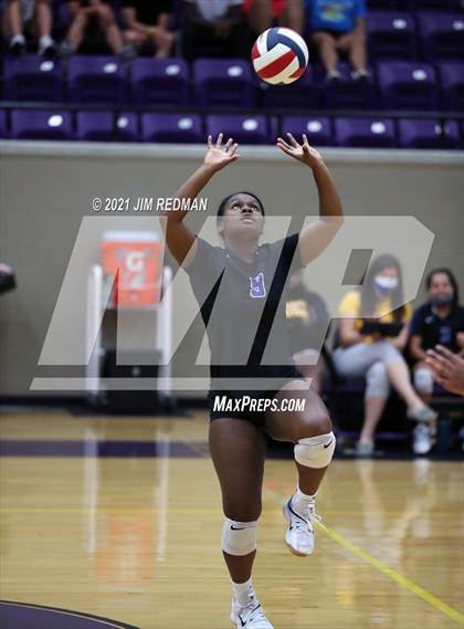 Thumbnail 2 in Pflugerville @ Liberty Hill photogallery.