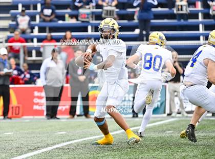 Thumbnail 2 in Chaminade-Madonna vs. Cardinal Newman (FHSAA 1A Final) photogallery.