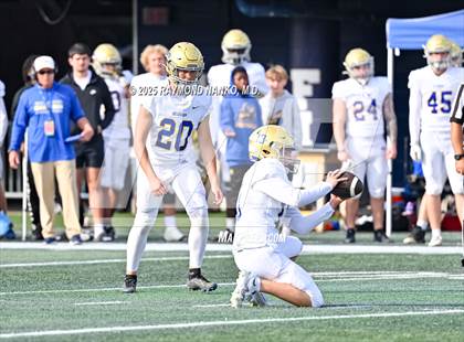 Thumbnail 2 in Chaminade-Madonna vs. Cardinal Newman (FHSAA 1A Final) photogallery.