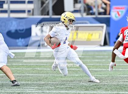 Thumbnail 2 in Chaminade-Madonna vs. Cardinal Newman (FHSAA 1A Final) photogallery.