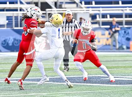 Thumbnail 2 in Chaminade-Madonna vs. Cardinal Newman (FHSAA 1A Final) photogallery.
