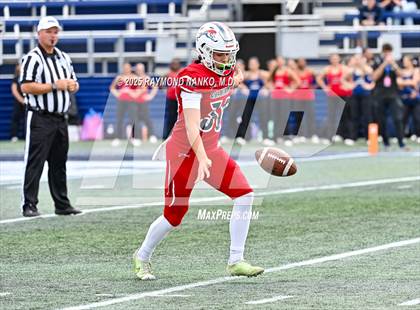 Thumbnail 3 in Chaminade-Madonna vs. Cardinal Newman (FHSAA 1A Final) photogallery.