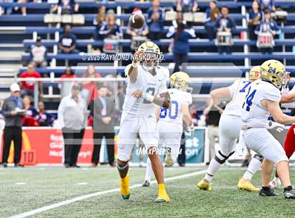Thumbnail 3 in Chaminade-Madonna vs. Cardinal Newman (FHSAA 1A Final) photogallery.
