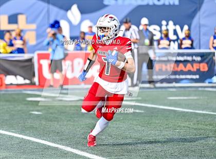 Thumbnail 2 in Chaminade-Madonna vs. Cardinal Newman (FHSAA 1A Final) photogallery.