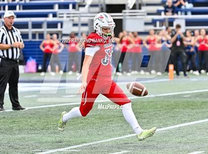 Thumbnail 1 in Chaminade-Madonna vs. Cardinal Newman (FHSAA 1A Final) photogallery.