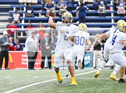 Thumbnail 2 in Chaminade-Madonna vs. Cardinal Newman (FHSAA 1A Final) photogallery.