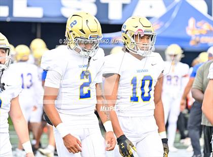 Thumbnail 2 in Chaminade-Madonna vs. Cardinal Newman (FHSAA 1A Final) photogallery.