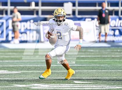 Thumbnail 2 in Chaminade-Madonna vs. Cardinal Newman (FHSAA 1A Final) photogallery.