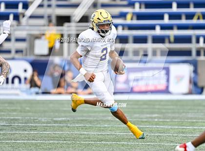 Thumbnail 1 in Chaminade-Madonna vs. Cardinal Newman (FHSAA 1A Final) photogallery.