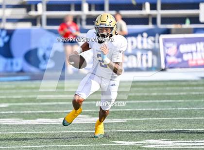 Thumbnail 3 in Chaminade-Madonna vs. Cardinal Newman (FHSAA 1A Final) photogallery.