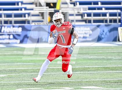 Thumbnail 1 in Chaminade-Madonna vs. Cardinal Newman (FHSAA 1A Final) photogallery.