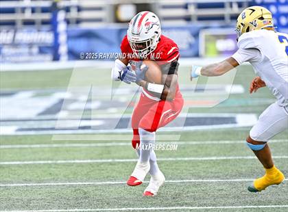 Thumbnail 2 in Chaminade-Madonna vs. Cardinal Newman (FHSAA 1A Final) photogallery.