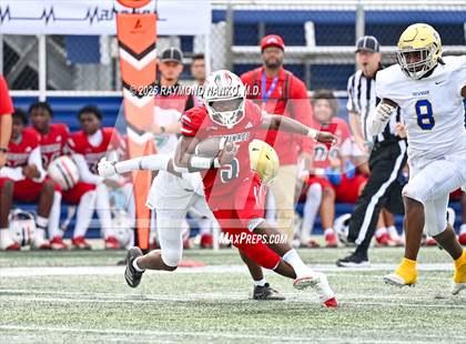 Thumbnail 3 in Chaminade-Madonna vs. Cardinal Newman (FHSAA 1A Final) photogallery.