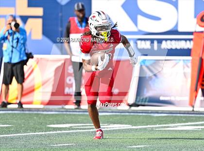 Thumbnail 2 in Chaminade-Madonna vs. Cardinal Newman (FHSAA 1A Final) photogallery.