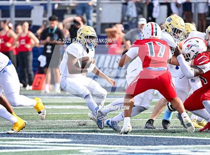 Thumbnail 2 in Chaminade-Madonna vs. Cardinal Newman (FHSAA 1A Final) photogallery.