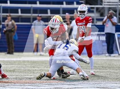 Thumbnail 3 in Chaminade-Madonna vs. Cardinal Newman (FHSAA 1A Final) photogallery.