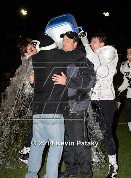 Thumbnail 1 in Xavier vs. Shelton (CIAC Class LL-Small Final) photogallery.