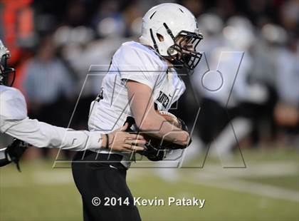 Thumbnail 1 in Xavier vs. Shelton (CIAC Class LL-Small Final) photogallery.