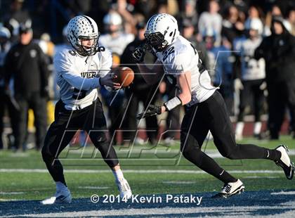 Thumbnail 3 in Xavier vs. Shelton (CIAC Class LL-Small Final) photogallery.