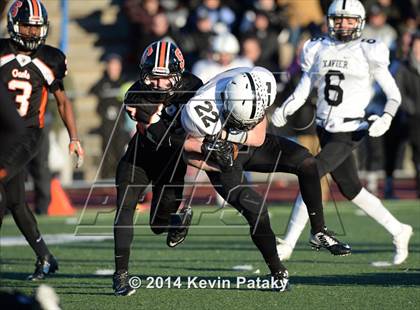 Thumbnail 3 in Xavier vs. Shelton (CIAC Class LL-Small Final) photogallery.