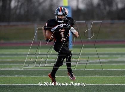 Thumbnail 2 in Xavier vs. Shelton (CIAC Class LL-Small Final) photogallery.