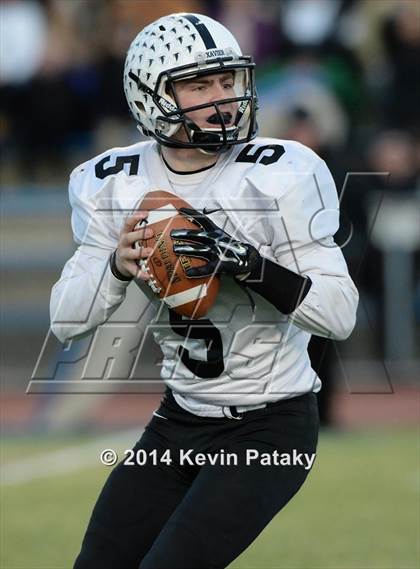 Thumbnail 1 in Xavier vs. Shelton (CIAC Class LL-Small Final) photogallery.