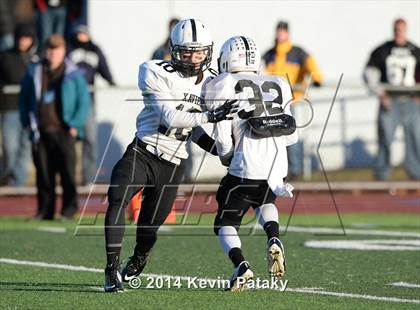 Thumbnail 2 in Xavier vs. Shelton (CIAC Class LL-Small Final) photogallery.