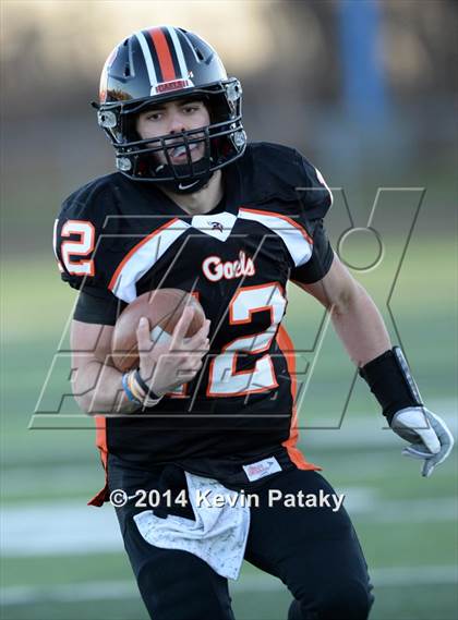 Thumbnail 2 in Xavier vs. Shelton (CIAC Class LL-Small Final) photogallery.