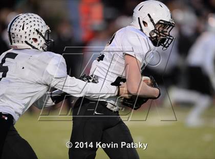 Thumbnail 3 in Xavier vs. Shelton (CIAC Class LL-Small Final) photogallery.