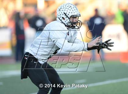 Thumbnail 1 in Xavier vs. Shelton (CIAC Class LL-Small Final) photogallery.