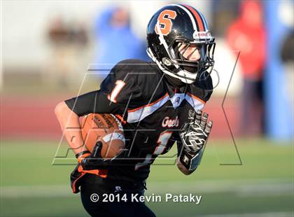 Thumbnail 3 in Xavier vs. Shelton (CIAC Class LL-Small Final) photogallery.
