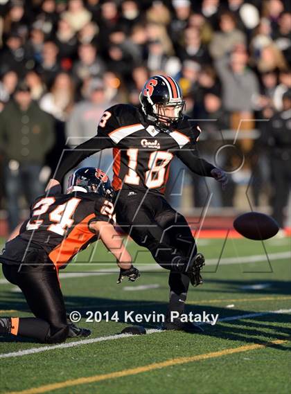 Thumbnail 1 in Xavier vs. Shelton (CIAC Class LL-Small Final) photogallery.
