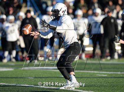 Thumbnail 3 in Xavier vs. Shelton (CIAC Class LL-Small Final) photogallery.