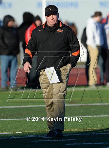 Thumbnail 2 in Xavier vs. Shelton (CIAC Class LL-Small Final) photogallery.