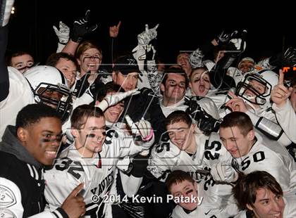 Thumbnail 3 in Xavier vs. Shelton (CIAC Class LL-Small Final) photogallery.