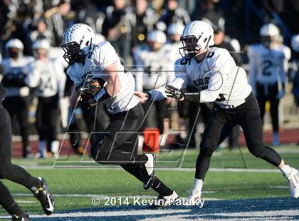 Thumbnail 2 in Xavier vs. Shelton (CIAC Class LL-Small Final) photogallery.