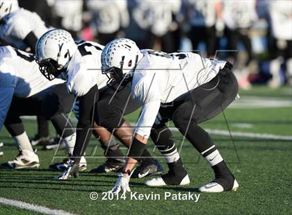 Thumbnail 2 in Xavier vs. Shelton (CIAC Class LL-Small Final) photogallery.