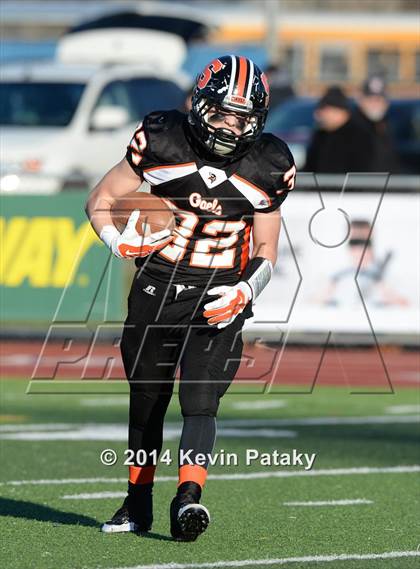 Thumbnail 1 in Xavier vs. Shelton (CIAC Class LL-Small Final) photogallery.