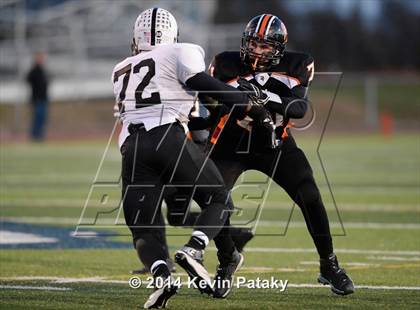 Thumbnail 3 in Xavier vs. Shelton (CIAC Class LL-Small Final) photogallery.