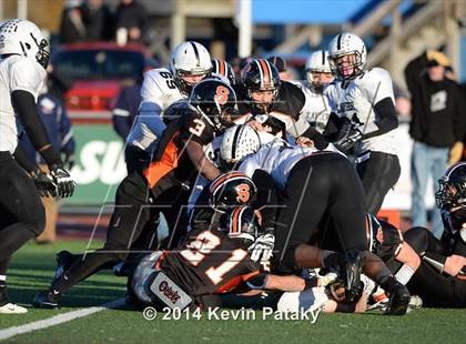 Thumbnail 3 in Xavier vs. Shelton (CIAC Class LL-Small Final) photogallery.