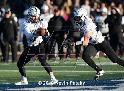 Thumbnail 2 in Xavier vs. Shelton (CIAC Class LL-Small Final) photogallery.