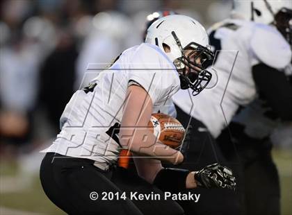 Thumbnail 3 in Xavier vs. Shelton (CIAC Class LL-Small Final) photogallery.