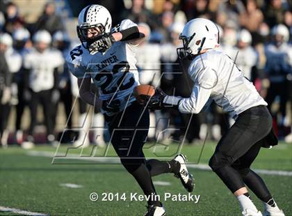 Thumbnail 2 in Xavier vs. Shelton (CIAC Class LL-Small Final) photogallery.