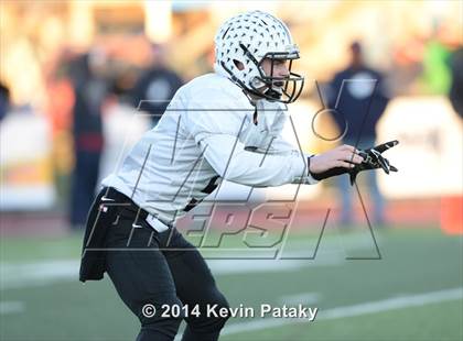 Thumbnail 3 in Xavier vs. Shelton (CIAC Class LL-Small Final) photogallery.