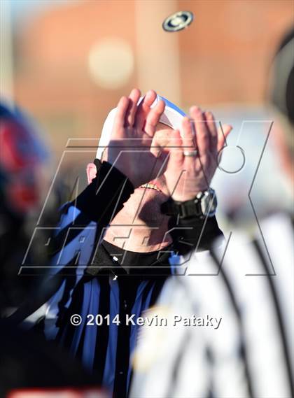 Thumbnail 3 in Xavier vs. Shelton (CIAC Class LL-Small Final) photogallery.