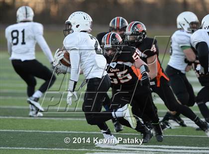 Thumbnail 3 in Xavier vs. Shelton (CIAC Class LL-Small Final) photogallery.