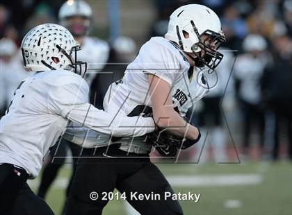 Thumbnail 3 in Xavier vs. Shelton (CIAC Class LL-Small Final) photogallery.