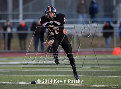 Thumbnail 1 in Xavier vs. Shelton (CIAC Class LL-Small Final) photogallery.