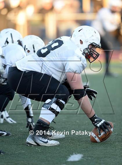 Thumbnail 2 in Xavier vs. Shelton (CIAC Class LL-Small Final) photogallery.